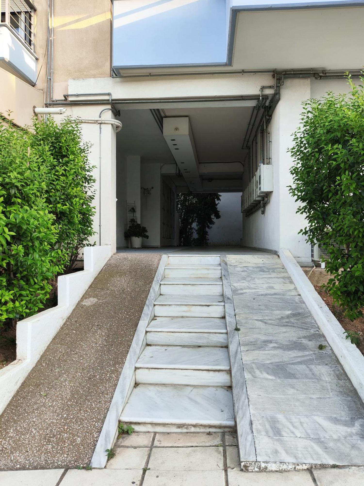 Homely Flat Near Airport Tesalónica Exterior foto