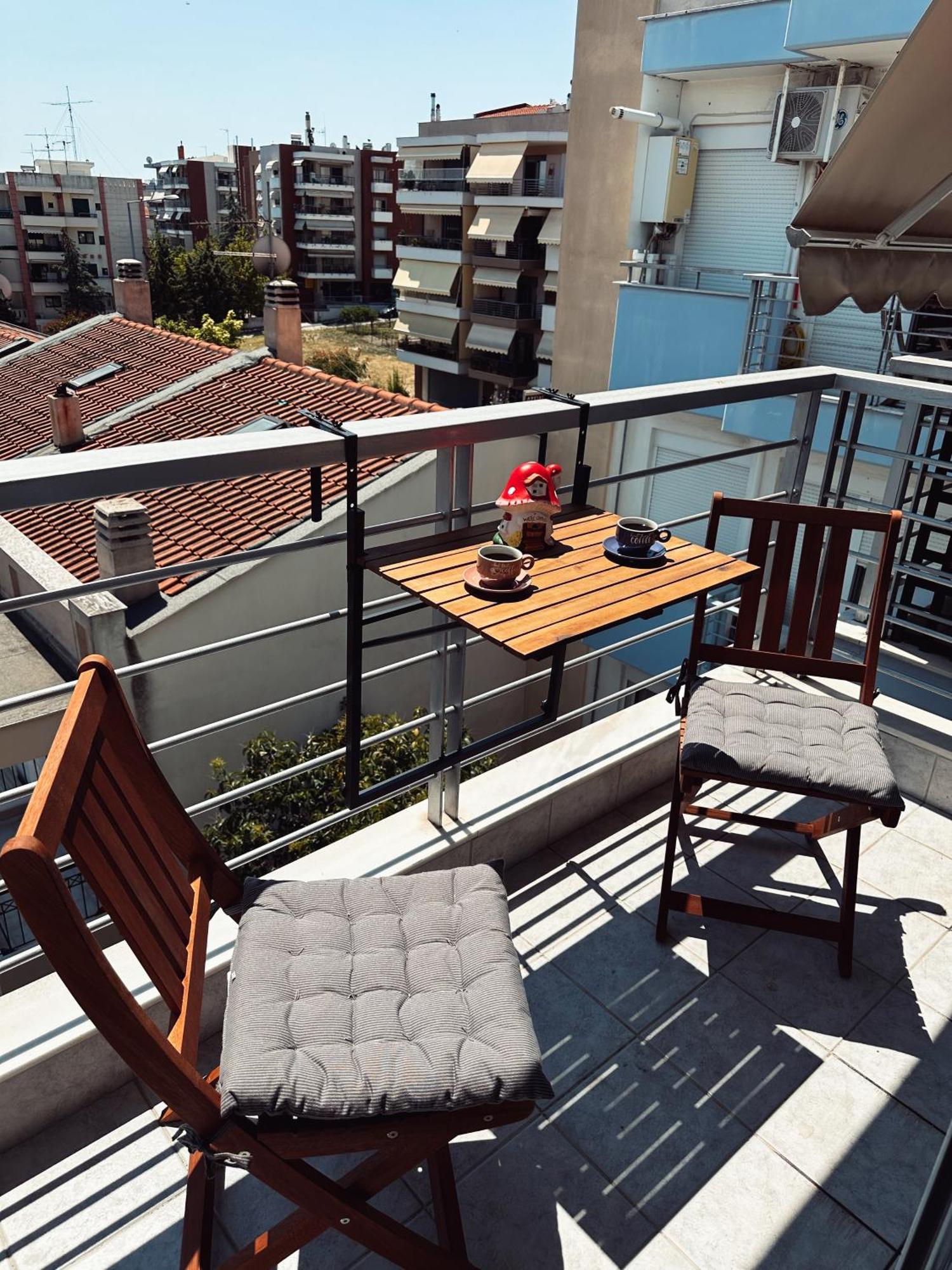 Homely Flat Near Airport Tesalónica Exterior foto